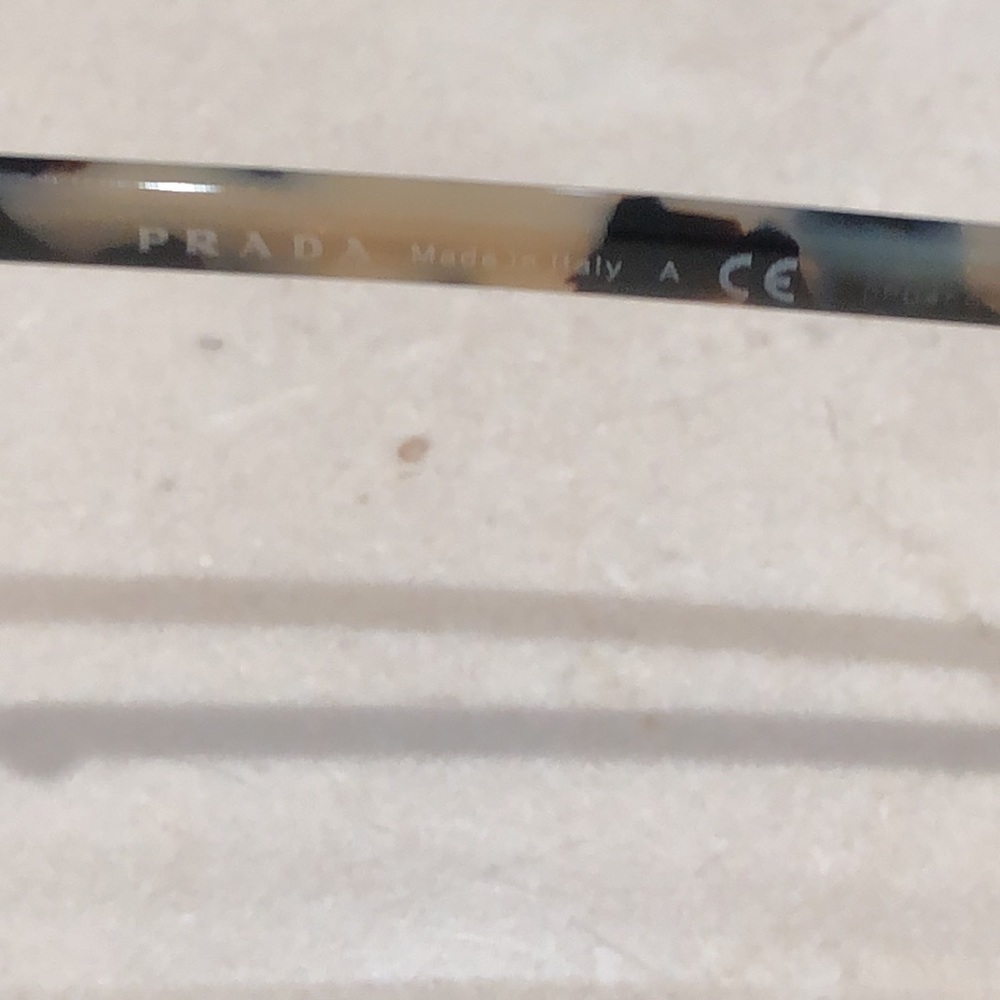 NEW! PRADA Heritage round sunglasses - Picture 4 of 11